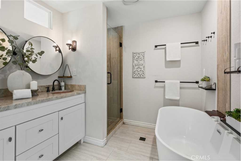 Northwood Glen Irvine home for sale
