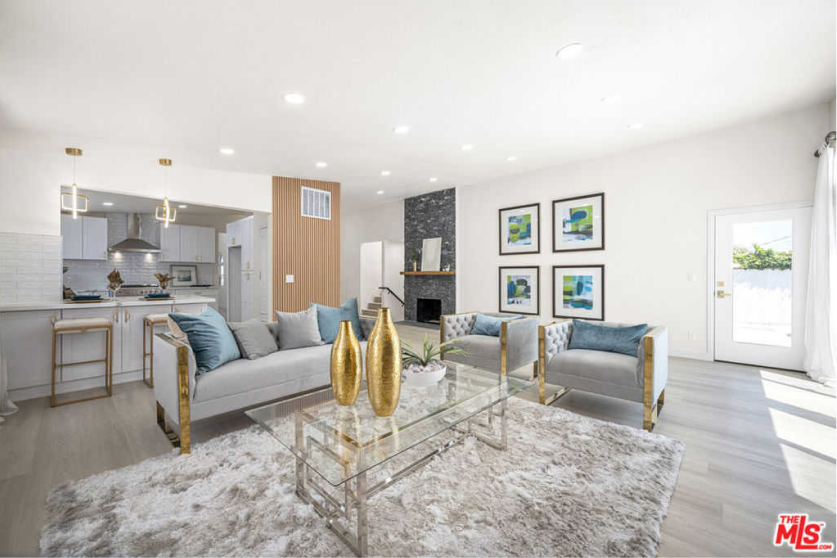 Victoria Knolls luxury home
