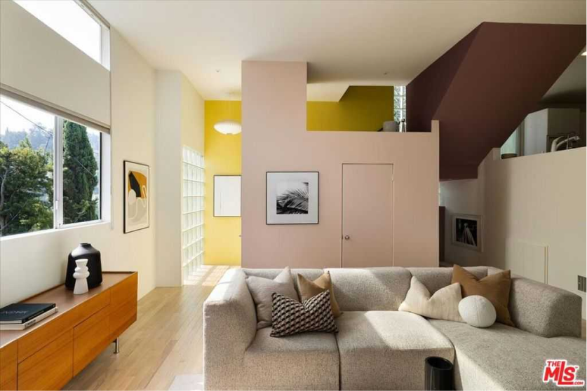 Buy a home in Franklin Hills